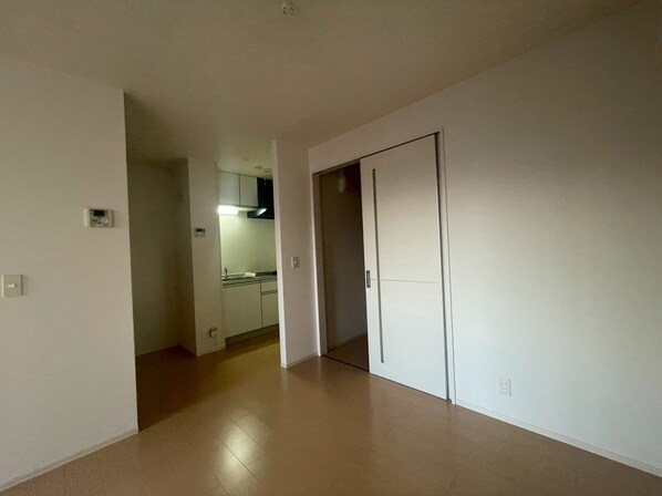 亀山駅 徒歩5分 3階の物件内観写真